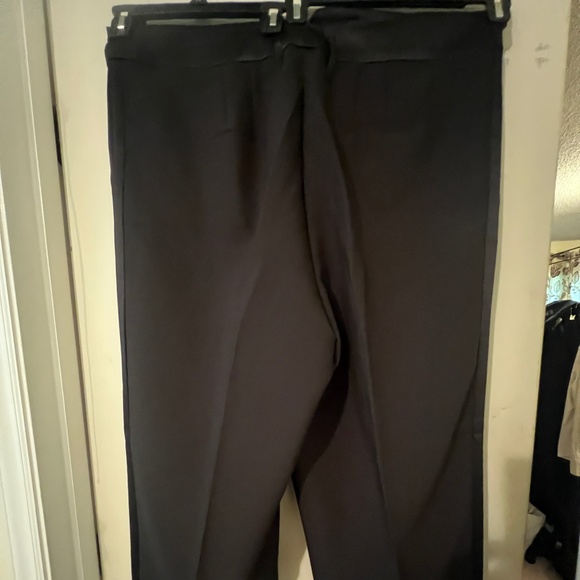 H&M WOMENS SIZE 20 BLACK PLEATED TUXEDO PANTS  SATIN STRIPE + WAISTBAND - Picture 9 of 13